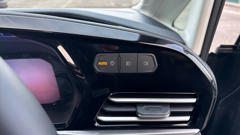 Ford Transit Connect 230 L2 Diesel 2.0 EcoBlue 102ps Limited Van